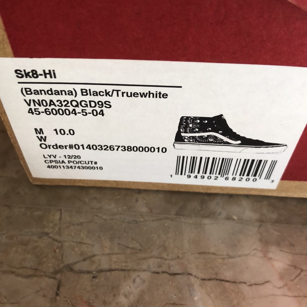 Vans - Picture 7 of 7